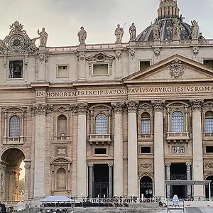 https://beplace-holy-see.it-romehotels.com